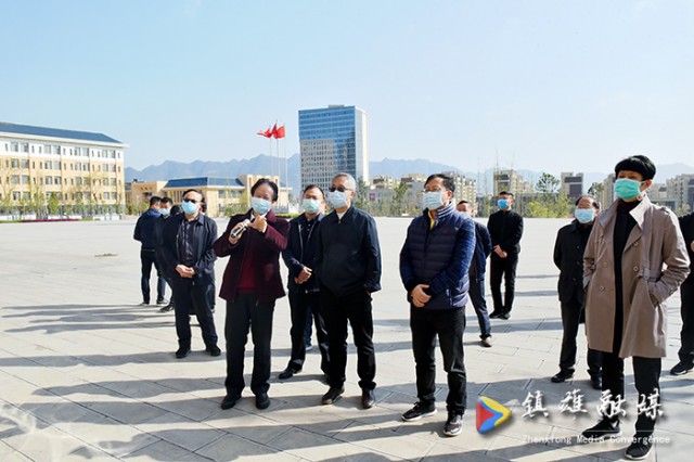 省政协副主席何波率调研组到我县调研3.jpg